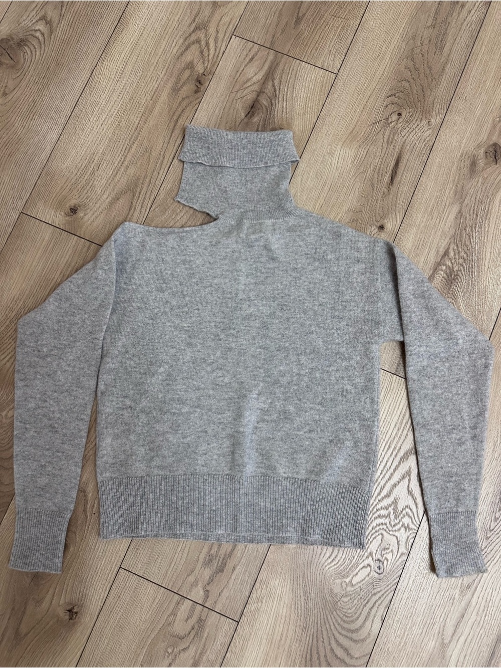 Cashmere Charter Club Gray Turtleneck Sweater - Lightweight Cozy Knit Size XS - Picture 3 of 6